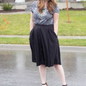 Black LuLaRoe Madison skirt